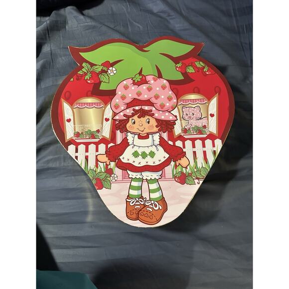 Glamlite Strawberry Shortcake PR Box Only Limited Edition Preowned Only - Picture 1 of 14